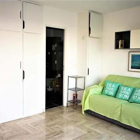 Le Surcouf Xxii Apartamento Mandelieu